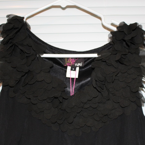 [3 for $25] Yumi Petal Chiffon Dress - Picture 3 of 3